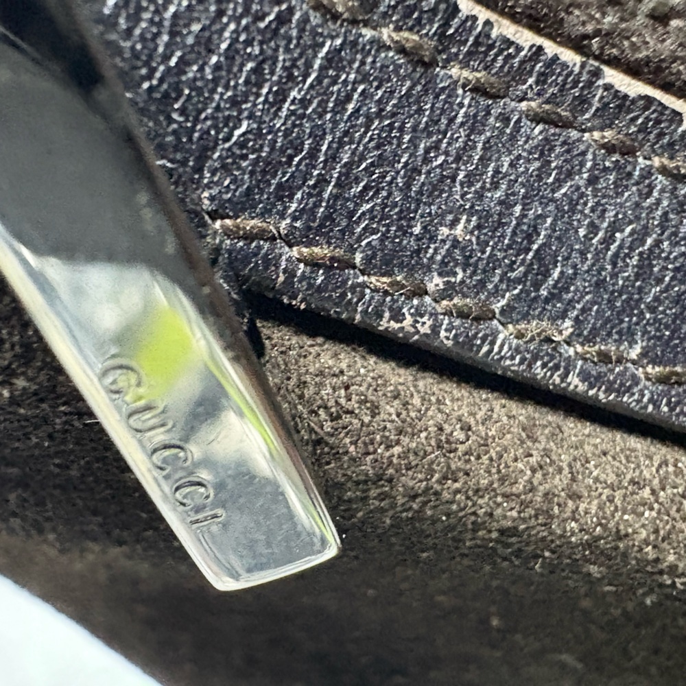 Vintage Gucci Brown Hobo Bag with Luxurious Suede Texture ( READ) - Picture 6 of 13